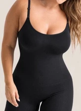 Shapermint Essentials Scoop Neck Mid Thigh Body Suit Black Medium M New NWT