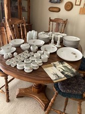 set of china dishes-Fukagawa 132 piece place setting pine cone pattern