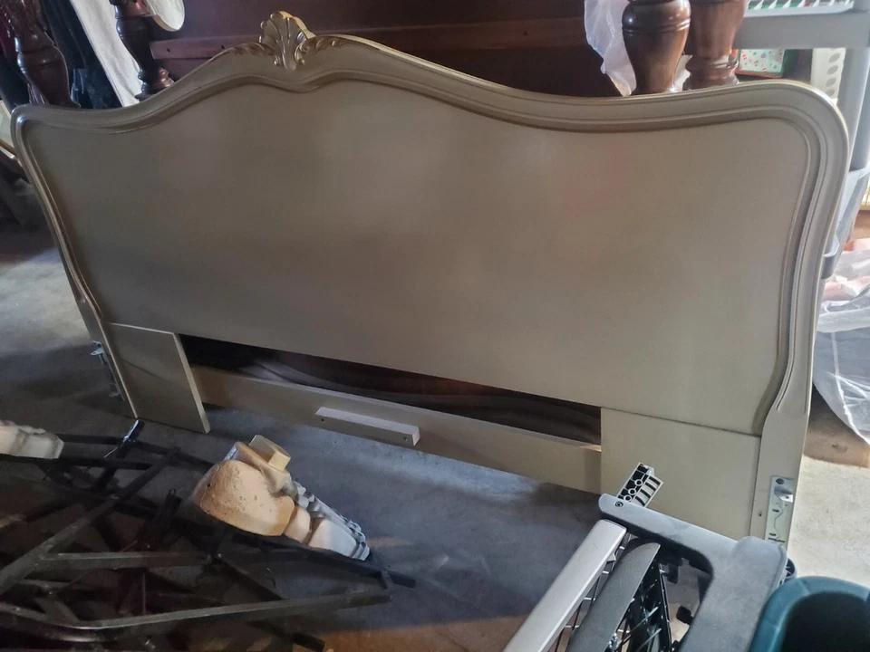 Cabecero antiguo King 6' 7" x 4 pies Foto 4 de 4