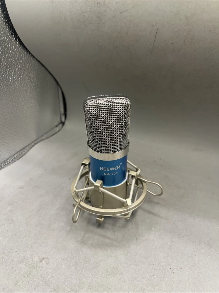 Neewer NW-700 Condenser Microphone - Blue Good - Image 3 of 4