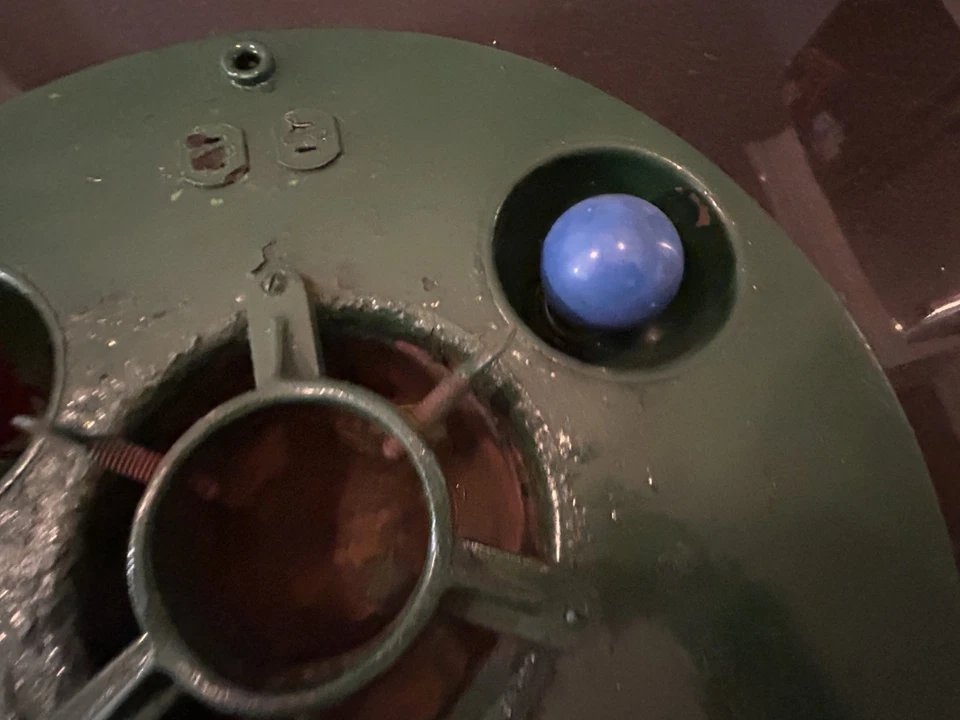 "Antiguo soporte para árbol de Navidad Belmont Treeliter de hierro fundido de la década de 1920 base verde de 15""" Foto 4 de 4