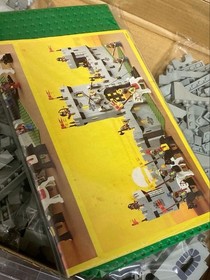 LEGO 6080 King's Castle Lion Knights 1984 Vintage without Box USED