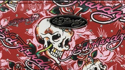 エドハーディ⭐︎ウォレット Ed Hardy Zip Around Wallet Wristlet Pink/Black Skulls Roses