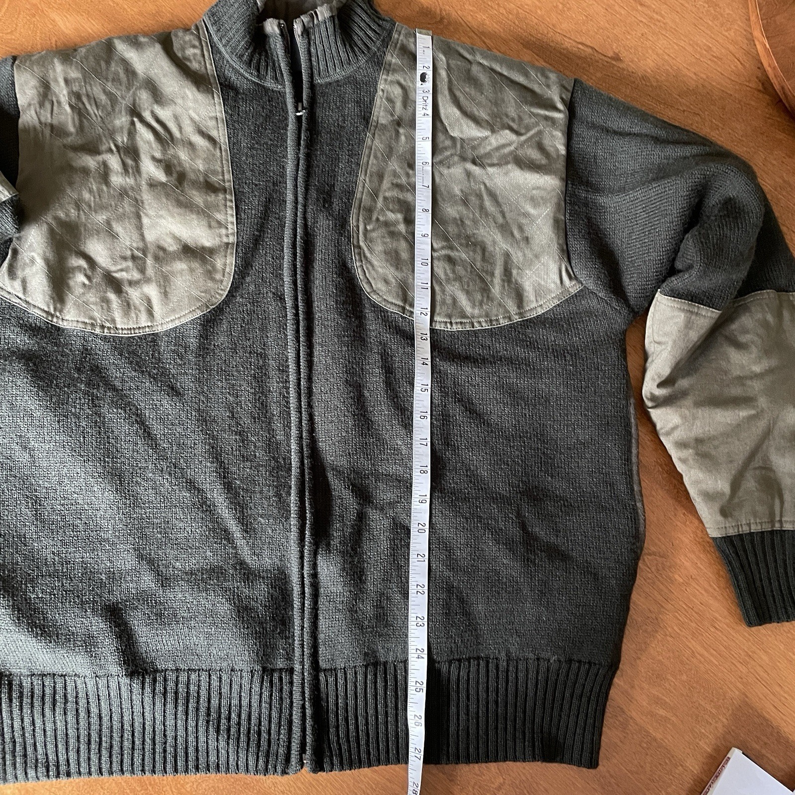 Browing Wool Sweater With Windproof Lining - Exce… - image 9