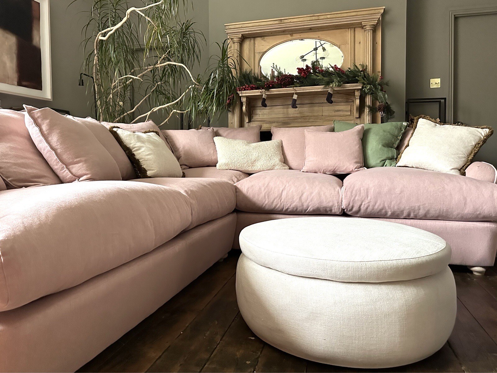 Loaf, Smooch SofaBed, EvenSided Corner in Rosewater Clever Vintage