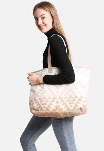 ComfyLuxe Tasche Tribal Muster - Bild 11 von 13