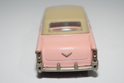 Buby Collectors Classics C1-5PC - DeSoto Fireflite Pace Car Or/Blanc 1:43