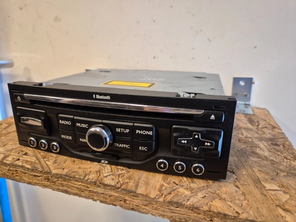 Peugeot 3008 5008 Partner Citroen Berlingo DS3 Radio Navigation RNEG 96661984xt - Image 3 of 4