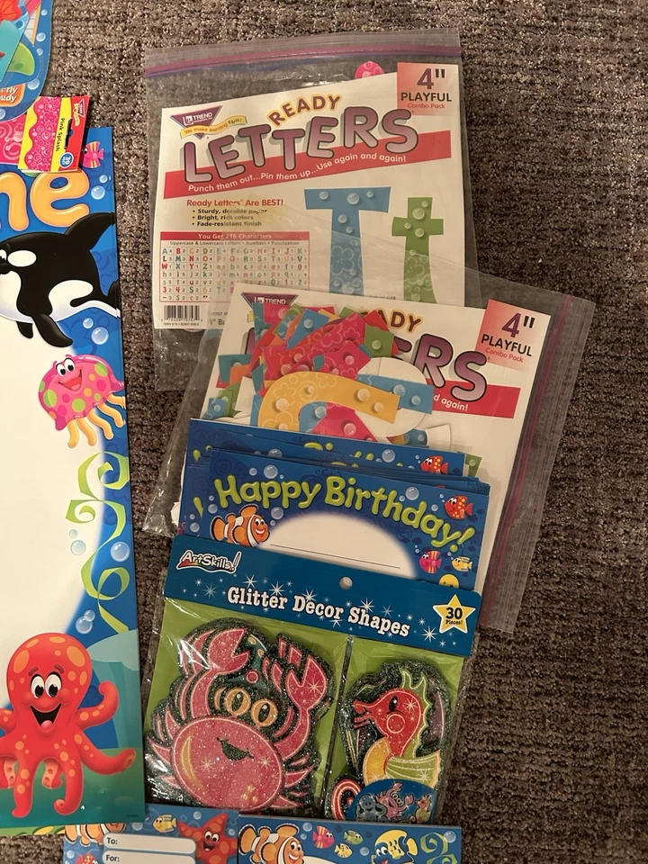 Bulletin Board Decorations Classroom Supplies Under the Sea Theme Large Lot - Image 2 of 4