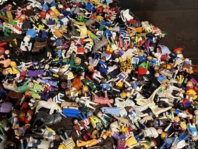 HUGE LOT PLAYMOBIL PARTS PIECES PEOPLE & ANIMALS FIGURES 14+Lbs HORSE HOCKEY