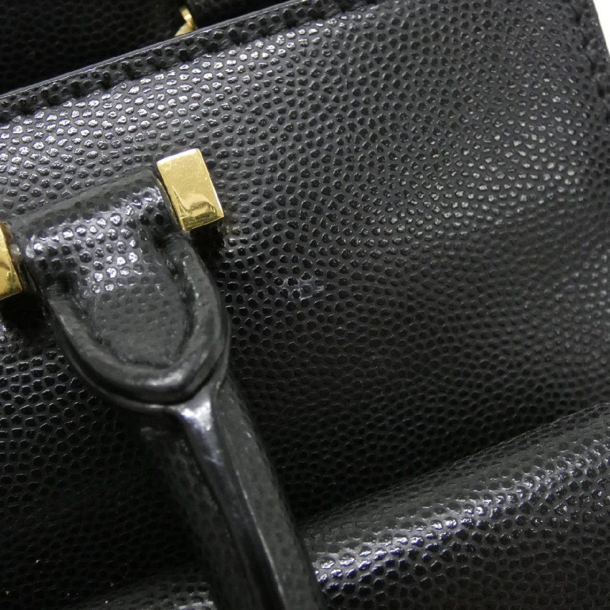 Borsa Yves Saint Laurent 634730 1KA0J in pelle di vitello nera usata autentica