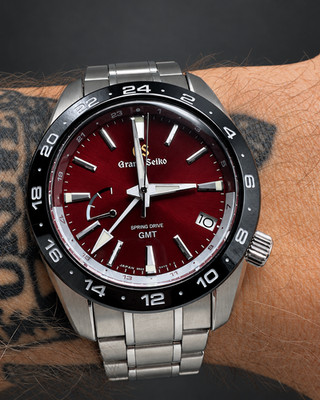 Grand Seiko SBGE305 Hotaka Peaks GMT Ceramic Bezel LE 0025/1300 Full Set