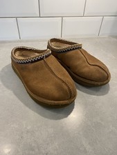 Ugg Tasman II Slippers Chestnut Colour UK Size 5. Style Ref SN 5955