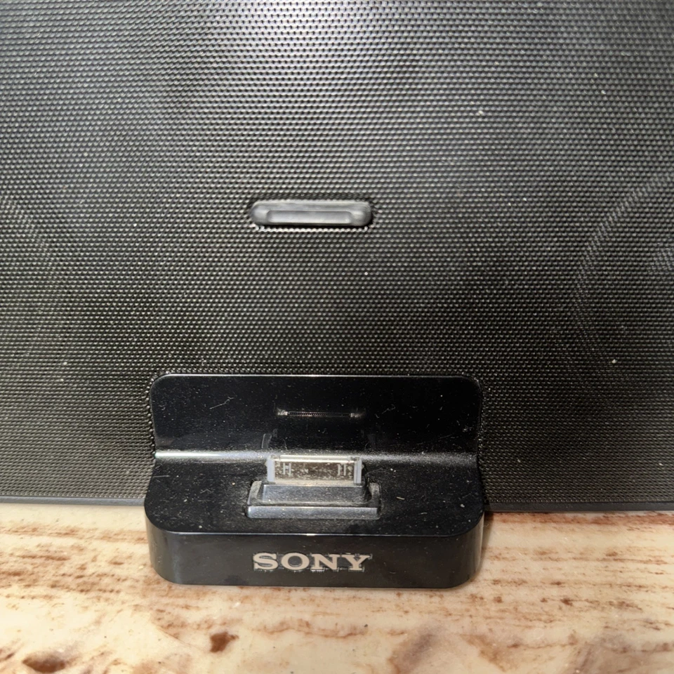 Sony RDP-X30IP Speaker Dock for iPod and iPhone Works - Image 2 of 4