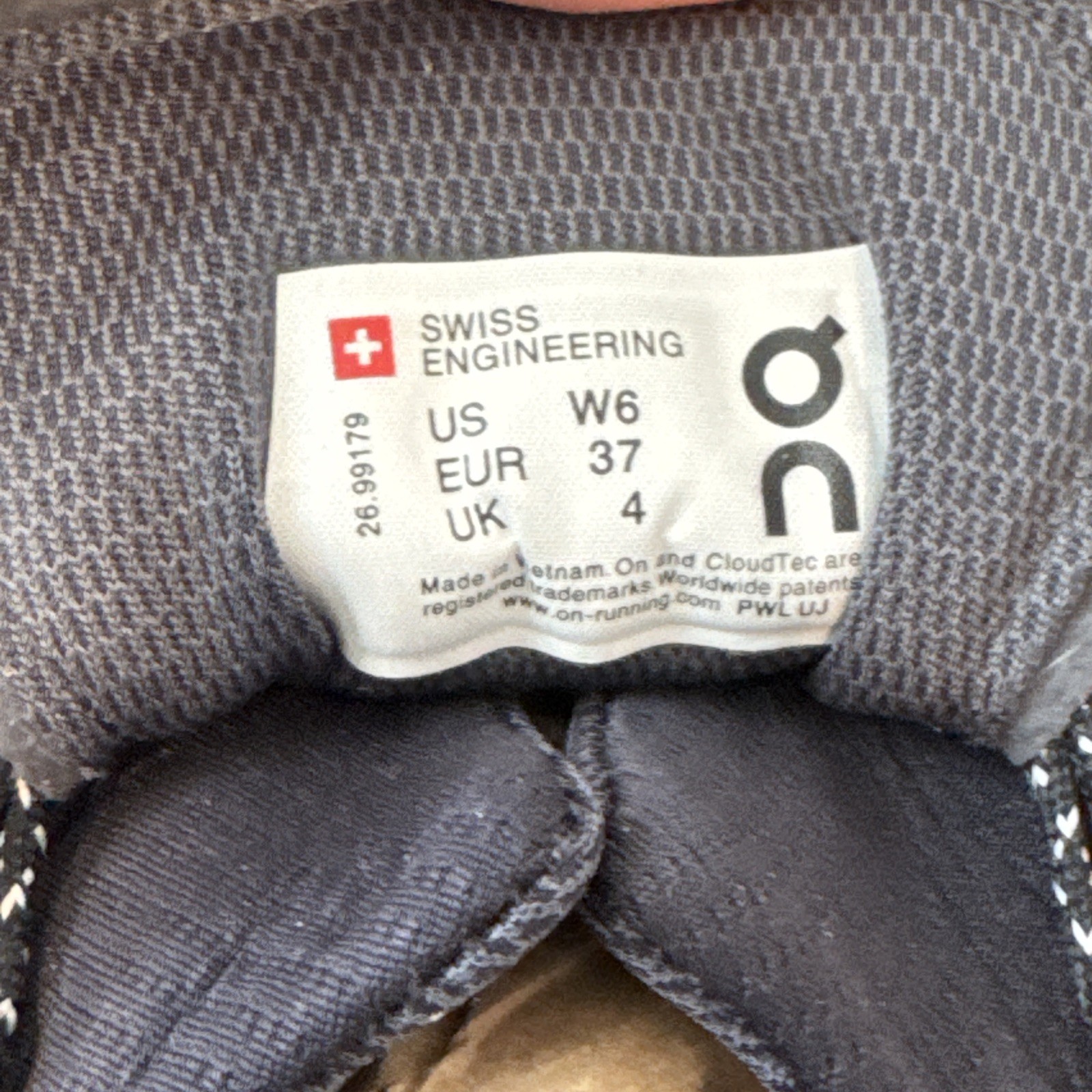 ON Cloud Cloud Nova Cloudtec Womens Running Shoes… - image 9