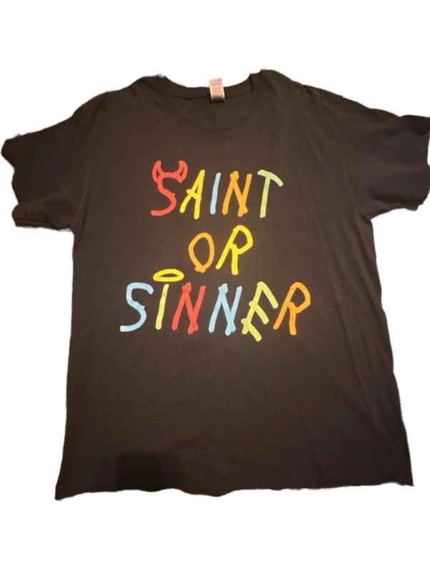 Gildan Saint Or Sinner Graphic T-Shirt Black