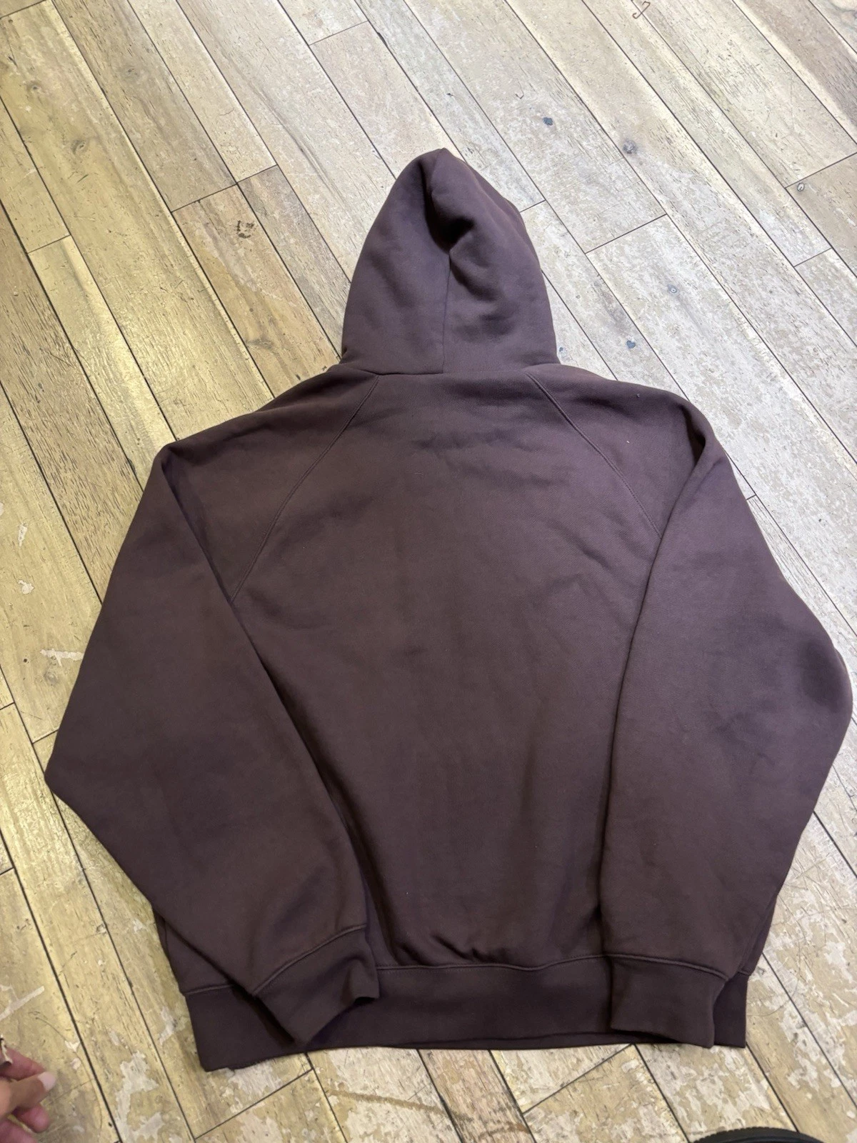 Taglia M Felpa con cappuccio pullover Essentials Fear Of God logo tonale prugna