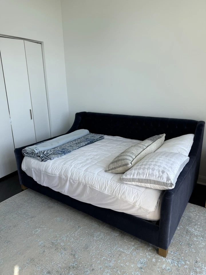 Herrajes de restauración DEVYN DAYBED colchón completo icl (1 año de antigüedad) solo recogida local Foto 3 de 3