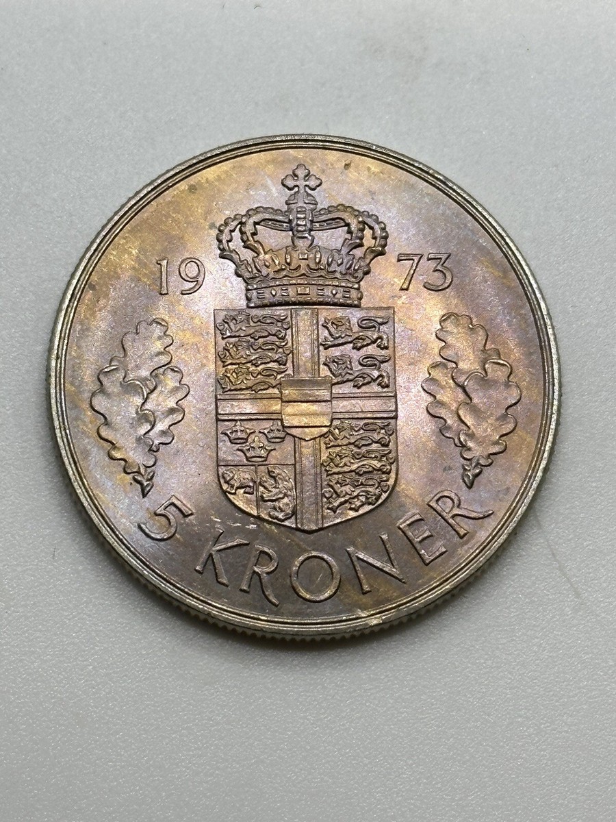 1973 Denmark 5 Kroner Coin KM #863.1 Uncirculated Beautiful Toning