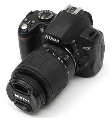 Nikon D3000 DSLR 10.2MP Digital Camera w/ DX AF-S 55-200mm Tested