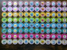 HARRAHS CASINO ATLANTIC CITY ROULETTE SET OF 93 CHIPS W/ RARE REDS 1996 VINTAGE