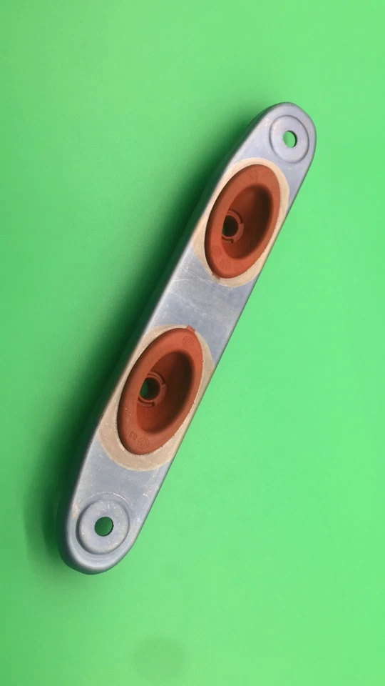 Soporte de montaje de escape 0EM para Audi A3 VW TT Passat Jetta Golf GTI Tiguan Beetle Foto 4 de 4