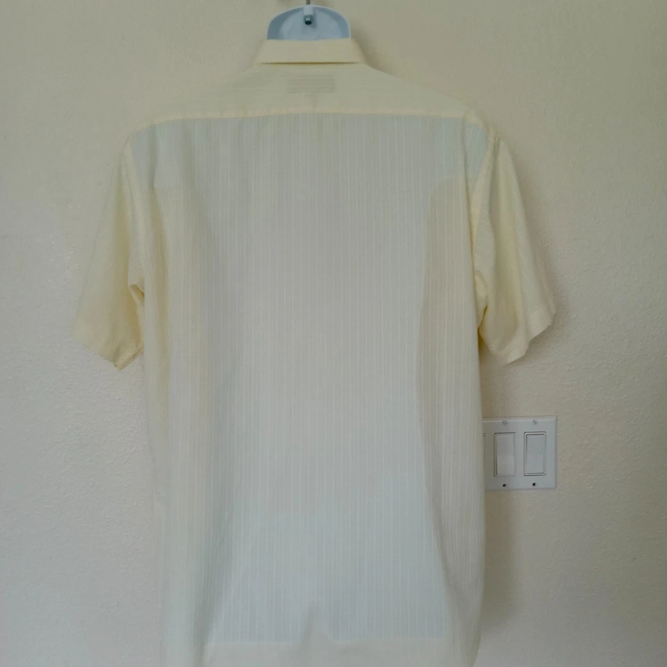 Camisa social masculina CLAYBROOKE VINTAGE tamanho 17 manga curta clássica amarela clara - Imagem 4 de 4