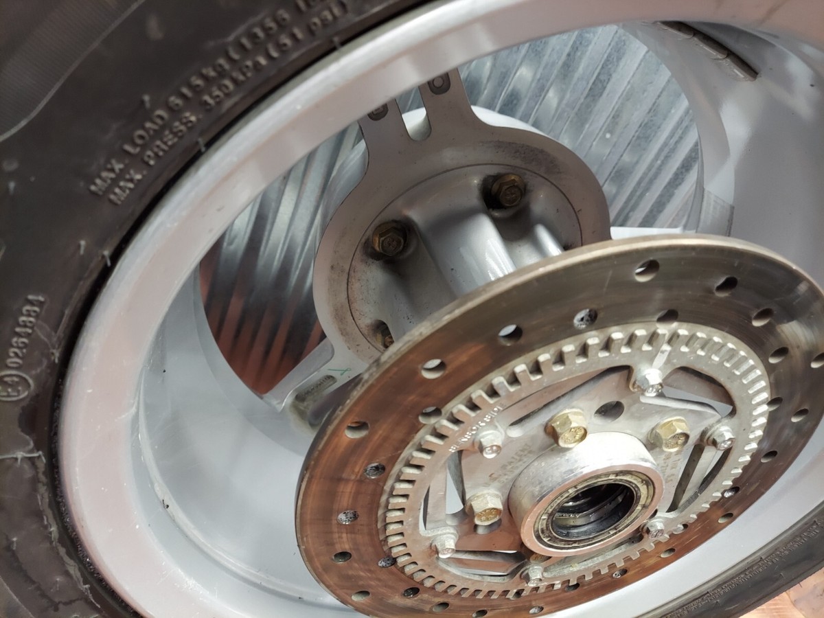 10 Can Am Spyder Roadster RT REAR WHEEL RIM W TIRE & ROTOR