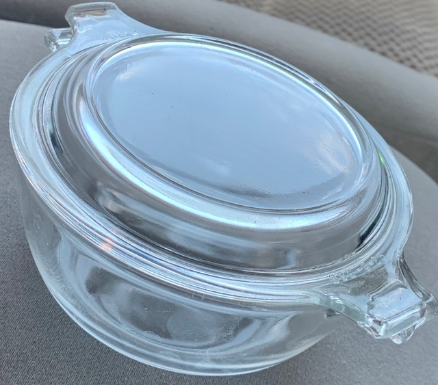 VINTAGE PYREX CLEAR GLASS 018 MINI ROUND CASSEROLE BOWL + LID 680C