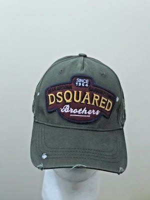 dsquared brothers hat