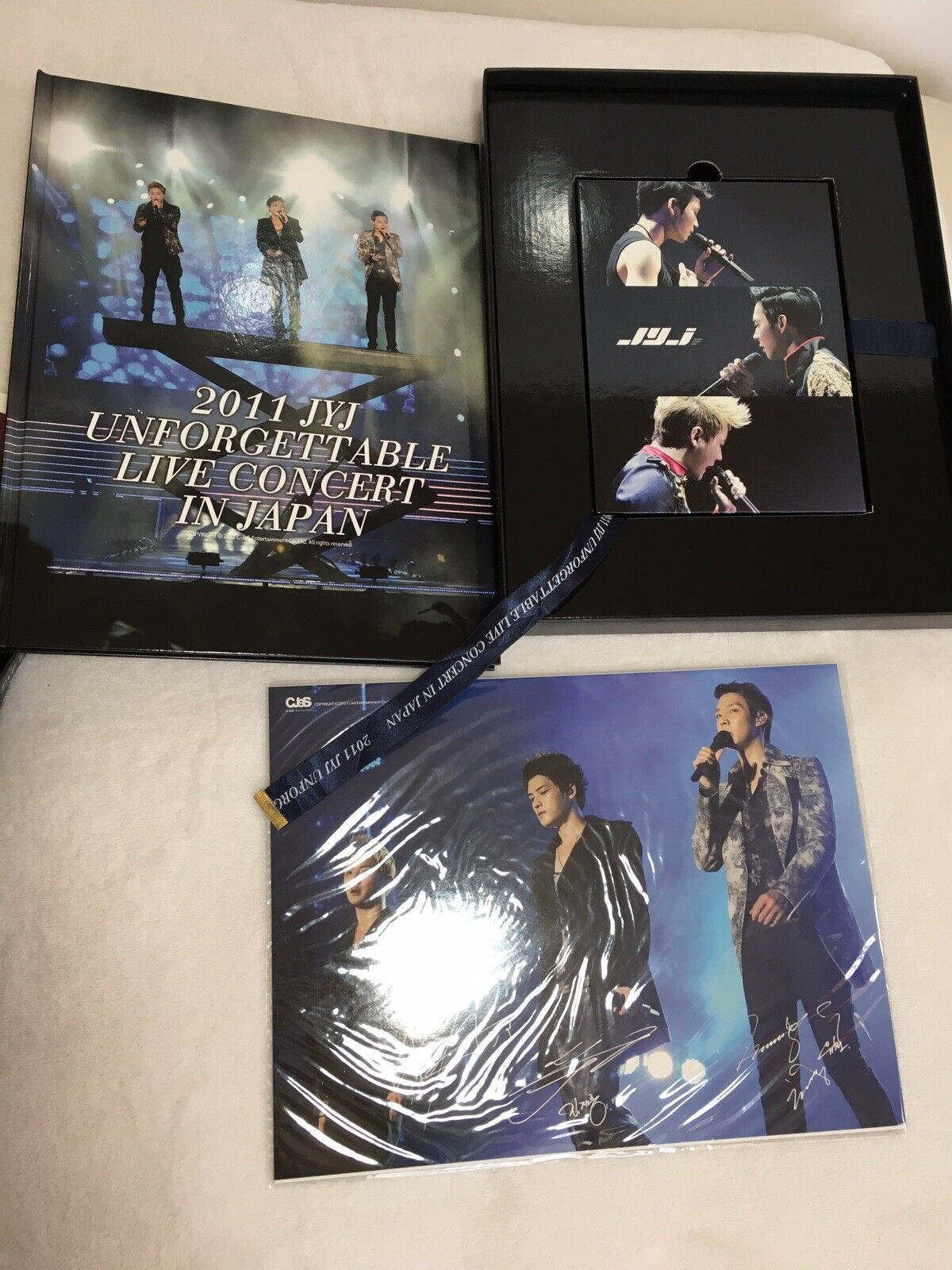 2011 JYJ UNFORGETTABLE LIVE CONCERT JAPAN LIMITED DVD Photobook + Notebook  NII