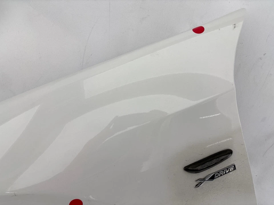 BMW 328I 335I E90 2007-2012 lado izquierdo del conductor guardabarros panel blanco alpino OEM Foto 3 de 4