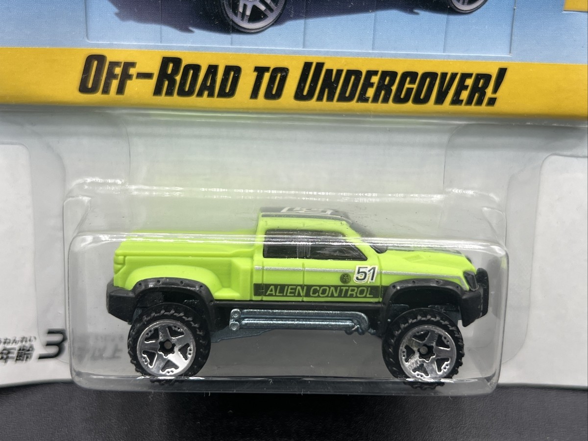 ミニカー Hot Wheels OGC Splitback 2008 2008 Hot Wheels JAPANESS CARD GREEN MEGA DUTY Color Shifters