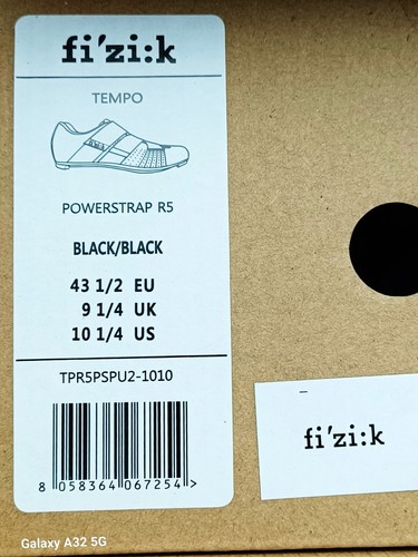 Scarpe da ciclismo Tempo PowerStrap R5 da uomo nere taglia 10 1/4 di Fizik Fi’zi:k - Foto 8 di 12