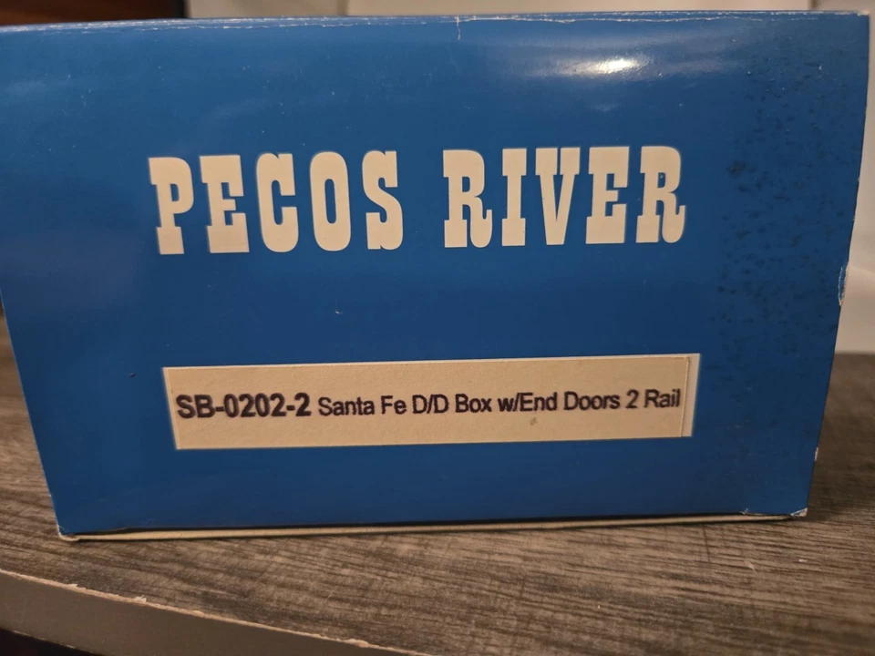 Pecos River O Scale SB-0202-2 Santa Fe D/D Box W/End Doors 2 Rail - Image 3 of 4