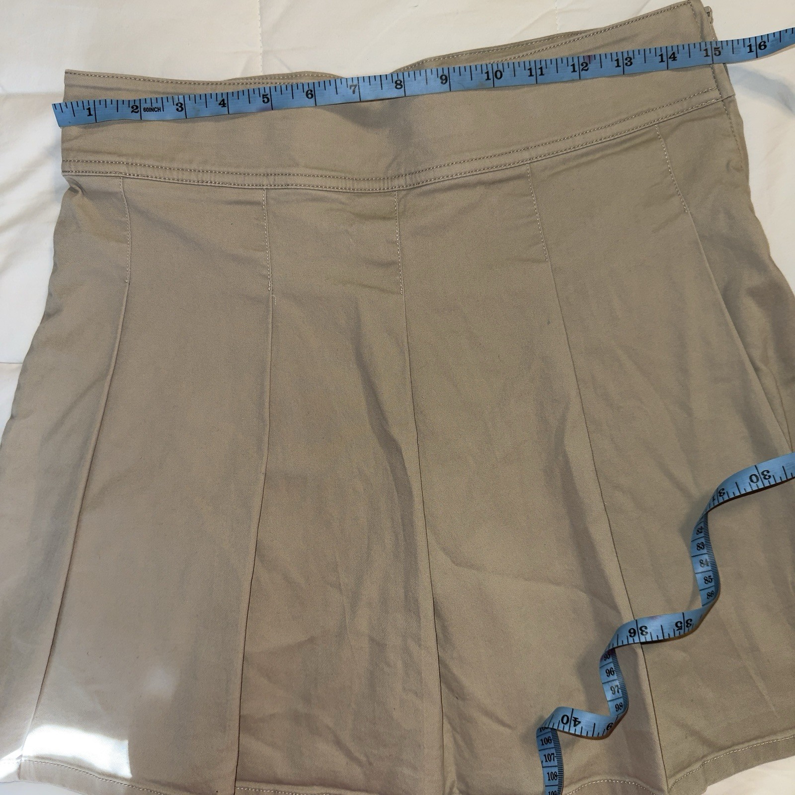 Under Armour Khaki Skirt Skort Girls Juniors size 14 plus Pleated Active Tan thumbnail 3