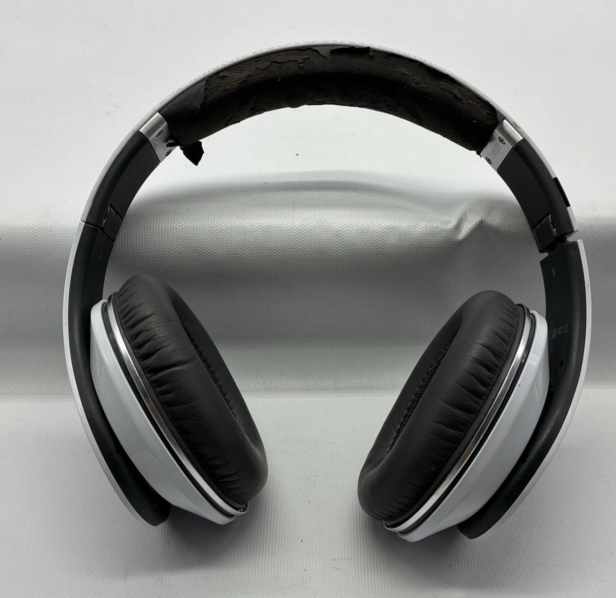 ヘッドホン beats studio v1 ekocycle limited edition RARE LIMITED EDITION Beats Studio Wired EKOCYCLE 31 INSIDE
