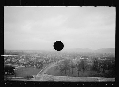 Photo:Cities,buildings,streets,landscapes,roads,trees,mountains,1935