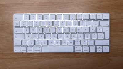 Apple Magic Keyboard mit Lightning Rumänisch - A1644