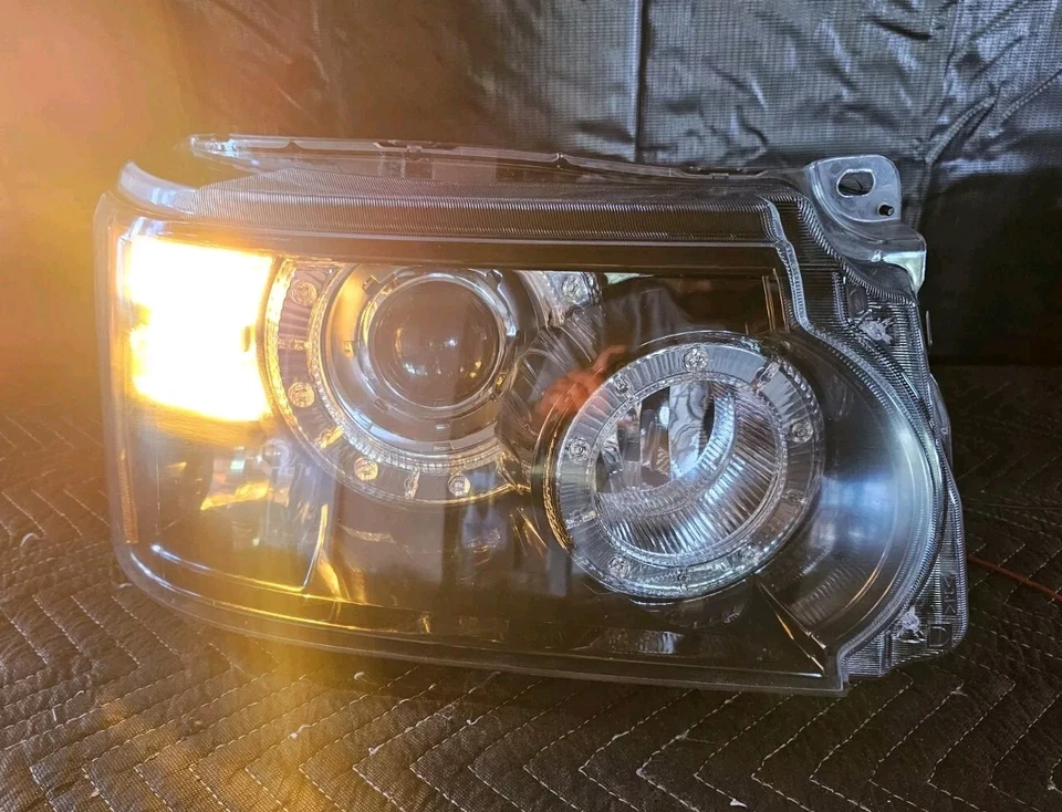 Farol bi-xenônio direito genuíno Land Rover Range Rover Sport L320 2012-13 - Imagem 4 de 4
