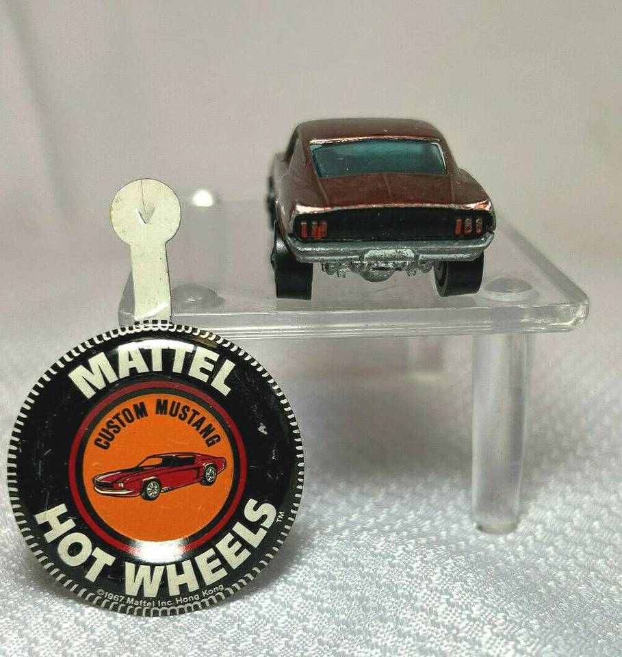 Hot Wheels Redline 1967 Ford Custom Mustang W/ Button Pin Car Vehicle 1:64 Scale - Image 2 of 4