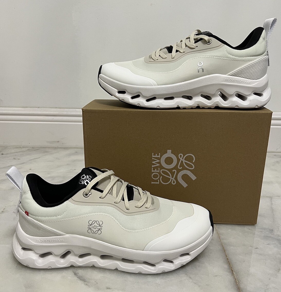 BRAND NEW LOEWE x On Women's Cloudtilt 2.0 Size 39 EU 8 US BRAND NEW LOEWE x On Women's Cloudtilt 2.0 Size 39 EU 8 US