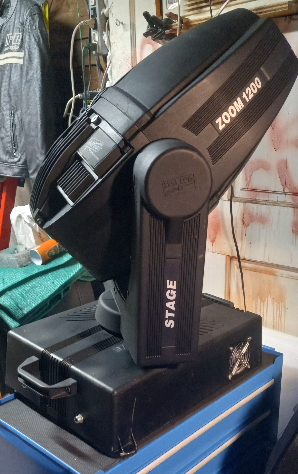 Clay Paky Stage Zoom 1200 professional dmx concert lighting moving head gobo