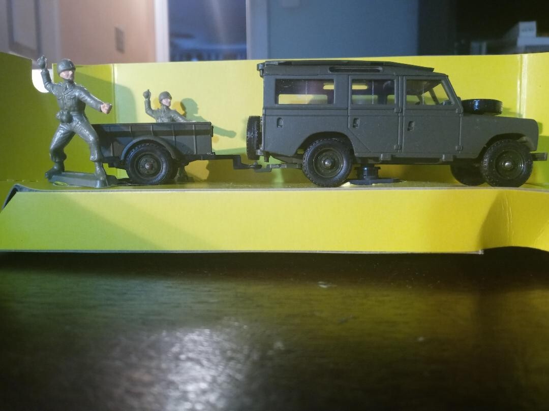 Picture 2 of 7