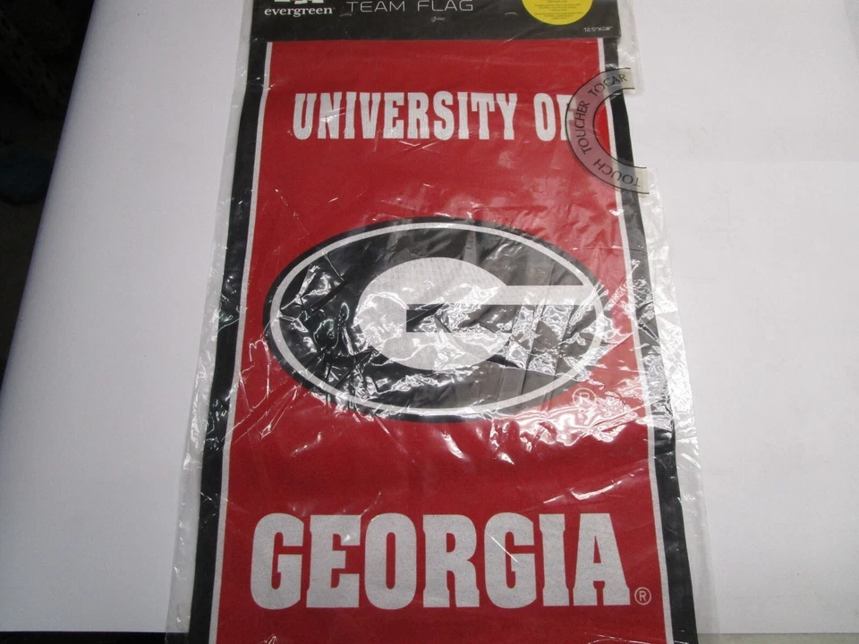 Georgia Bulldogs NCAA Red / Black 2 Sided Decorative Team Flag Banner 28"x12.5"  - Image 4 of 4