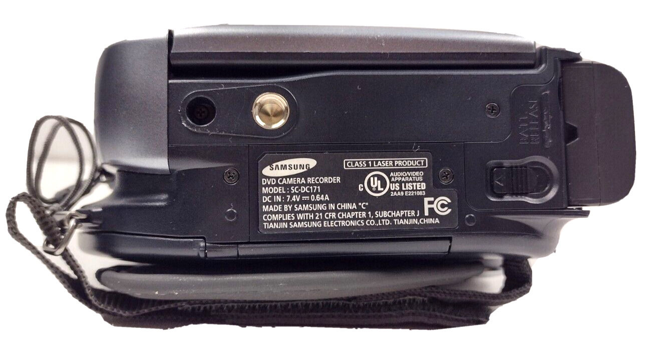 Samsung SCDC171 Digital DVD Camcorder 34x Zoom 1200x w/Accessories EUC