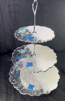 3-stufiger Tortenständer, Süßigkeitenschale, Cupcakeständer mit stabilem Zubehör. Harzkunst
