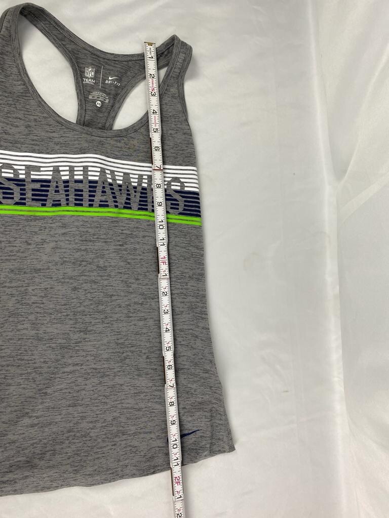 Picture 4 of 6