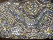 PAISLEY KING QUILT SET With SHAMS New In Bag