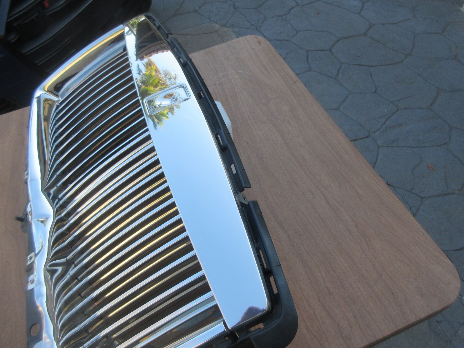 2010-2014 Series 1 Rolls-Royce Ghost OEM Front Radiator Grille Assembly JP